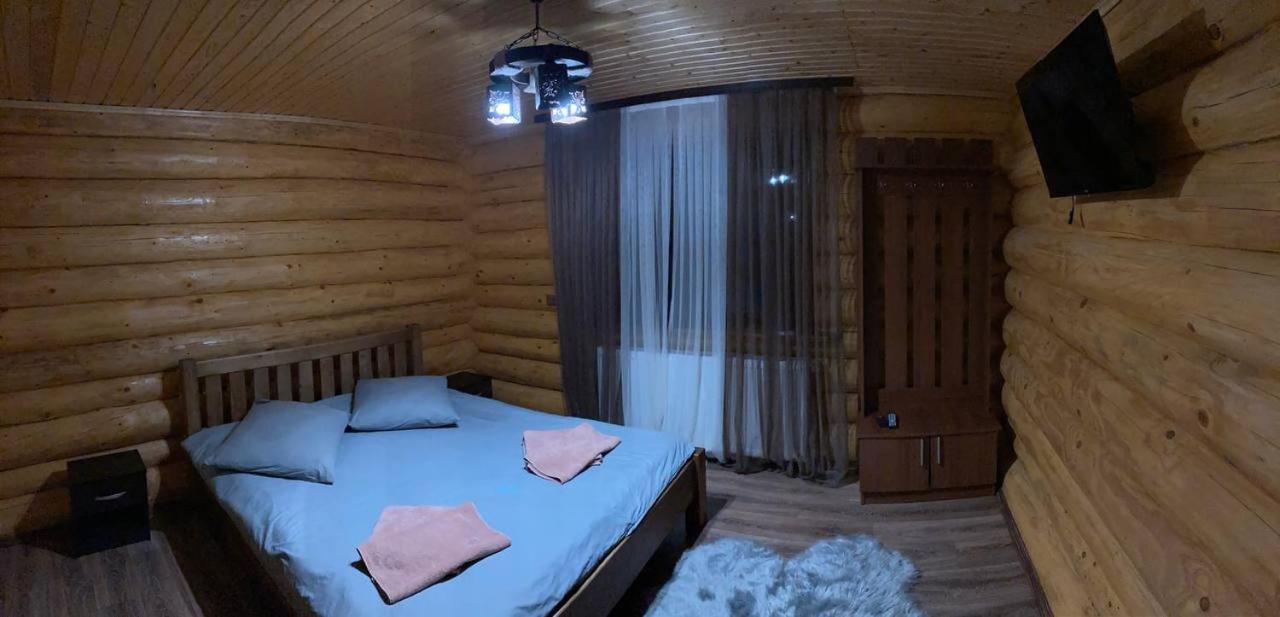 Садиба У Пасічника Guest House Pilipets Exterior photo